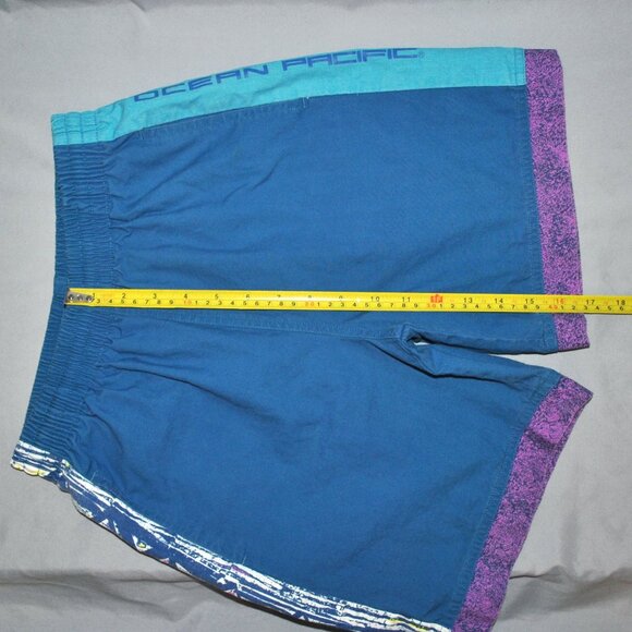 Vintage Ocean Pacific Shorts Boys Size Large Retro Surf Blue & Geometric Shorts - Picture 11 of 11